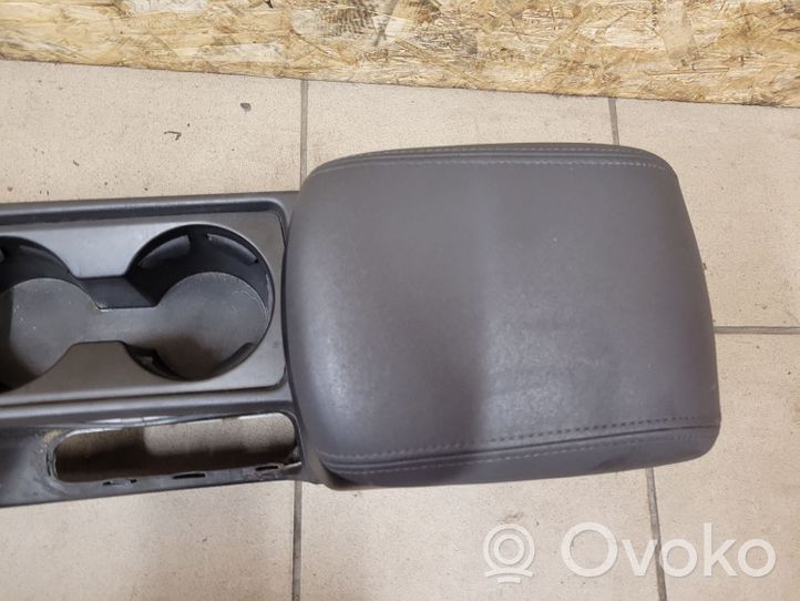 Volvo V50 Console centrale 33374M