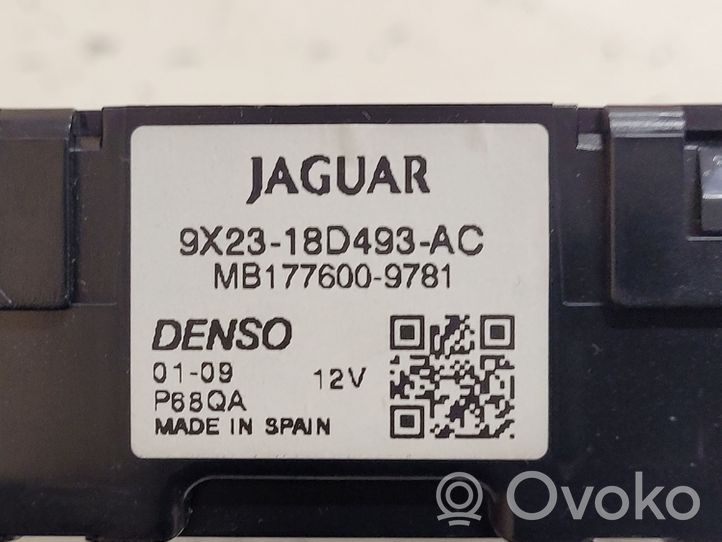 Jaguar XF Oro kondicionieriaus/ šildymo valdymo blokas 9X2318D493AC