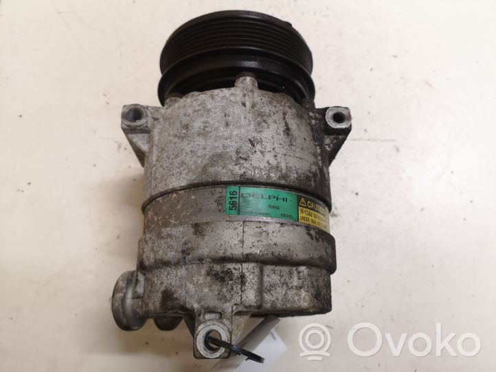 Opel Vectra C Ilmastointilaitteen kompressorin pumppu (A/C) 13265616