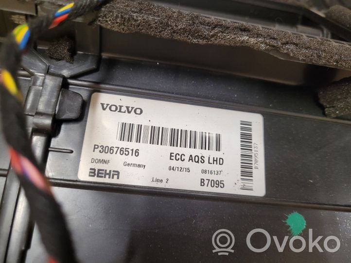 Volvo V70 Scatola climatizzatore riscaldamento abitacolo assemblata P30676516