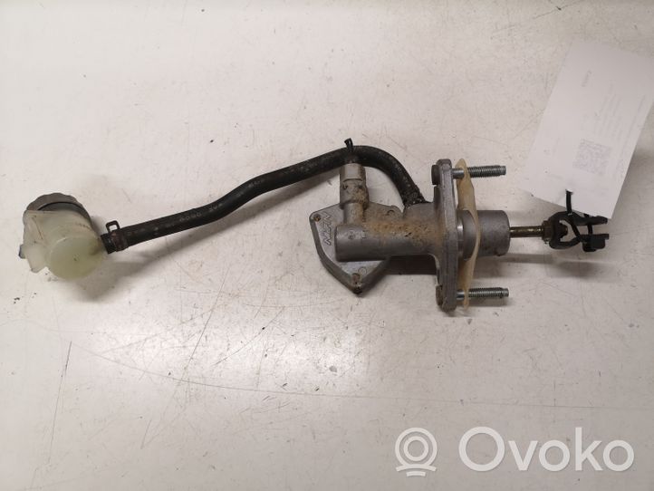 Honda CR-V Clutch master cylinder A20509