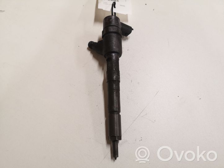 Opel Combo C Injecteur de carburant 0445110083