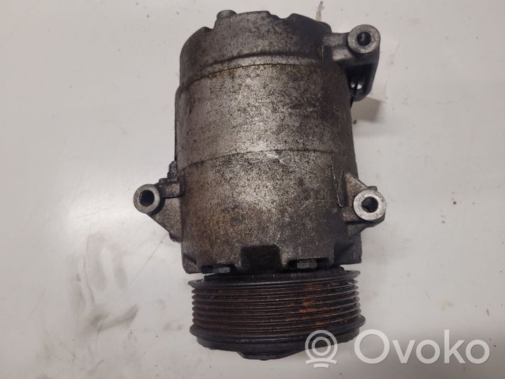 Renault Trafic II (X83) Air conditioning (A/C) compressor (pump) 8200067915