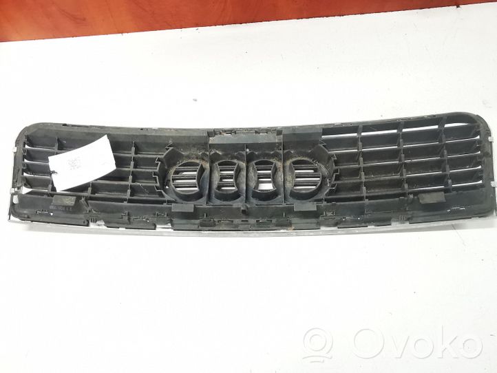 Audi A4 S4 B6 8E 8H Grille calandre supérieure de pare-chocs avant 8E0853651