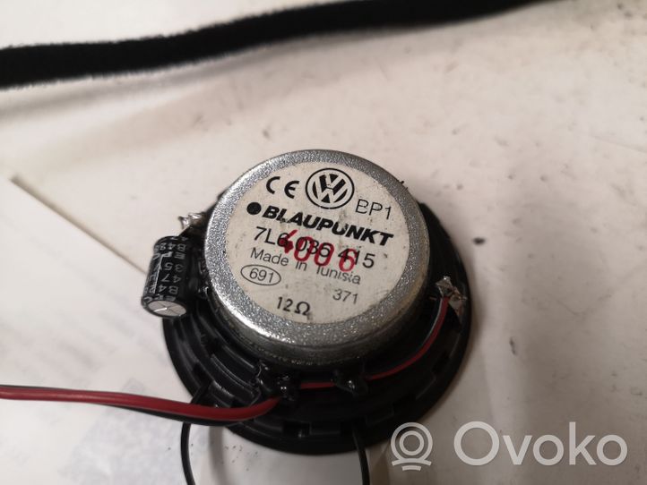 Volkswagen Touareg I Enceinte haute fréquence dans les portes arrière 7L6035415