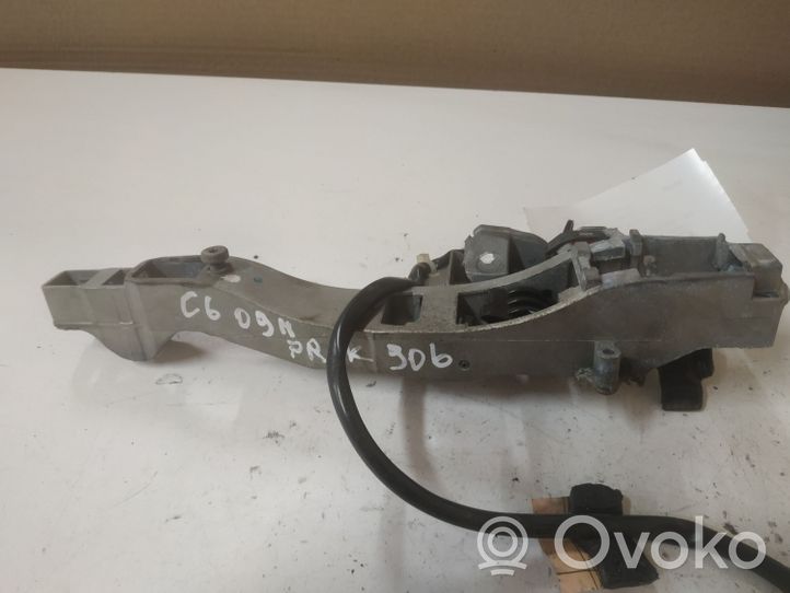 Citroen C6 Support poignée extérieur de porte avant 9682508180