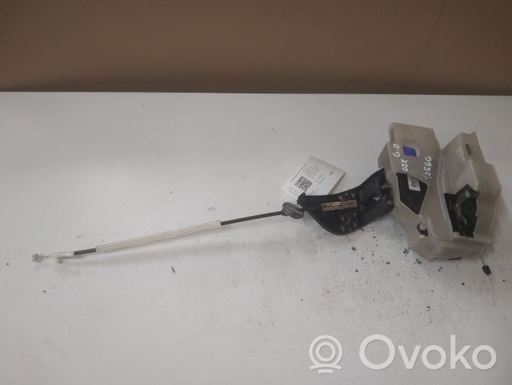 Volkswagen Touareg I Rear door lock 25101D6