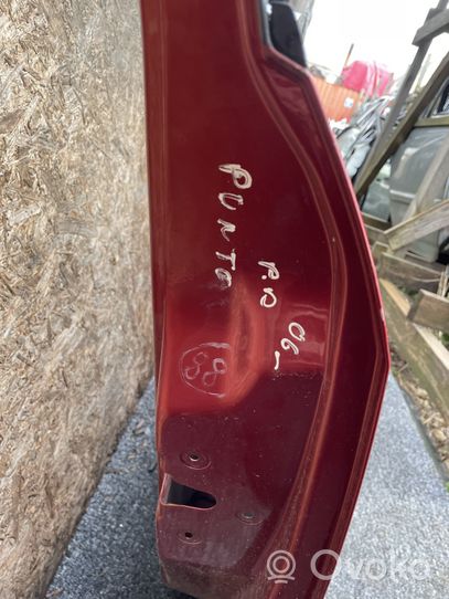 Fiat Punto (188) Дверь 