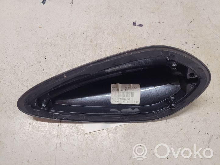 BMW 1 F20 F21 Kattoantennin (GPS) suoja 925225704