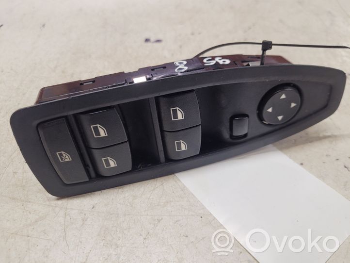 BMW 1 F20 F21 Electric window control switch 920811003