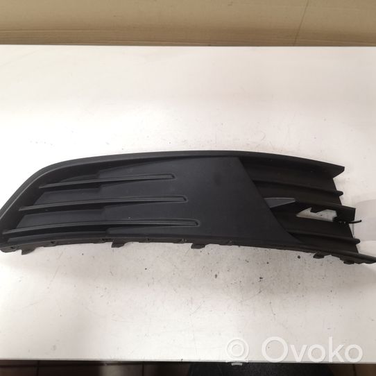 Skoda Fabia Mk3 (NJ) Grille inférieure de pare-chocs avant 6V0807368