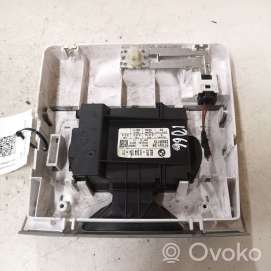 BMW 3 E90 E91 Lampka podsufitki tylna 6575924413401