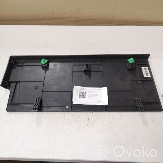 Mercedes-Benz Vito Viano W639 Altri elementi della console centrale (tunnel) A6396642125