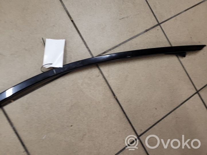 BMW 1 F20 F21 Listwa / Uszczelka szyby drzwi 56111562003