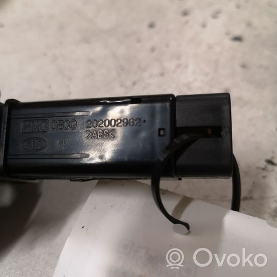 Hyundai Santa Fe Interruptor del aire acondicionado (A/C) 202002962