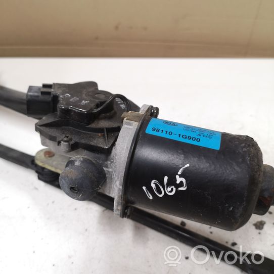 Hyundai Santa Fe Front wiper linkage and motor 981101G900