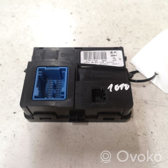 Citroen C4 Cactus Air conditioning/heating control unit 9678007680