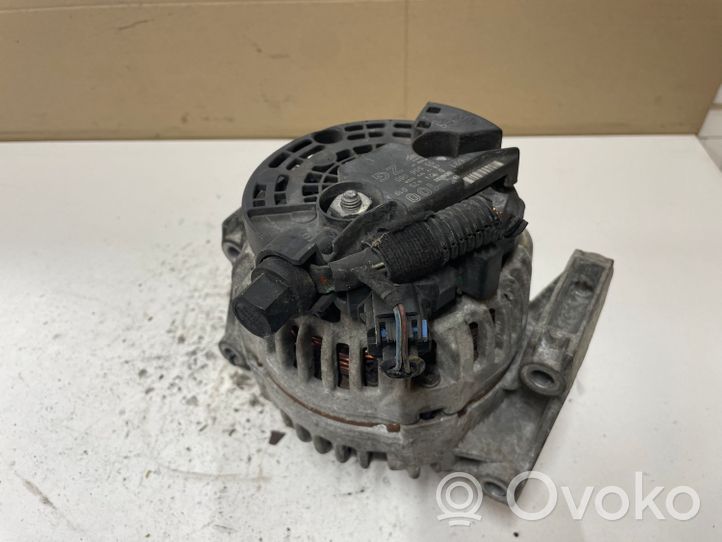 Opel Vectra C Generatore/alternatore 0124425019