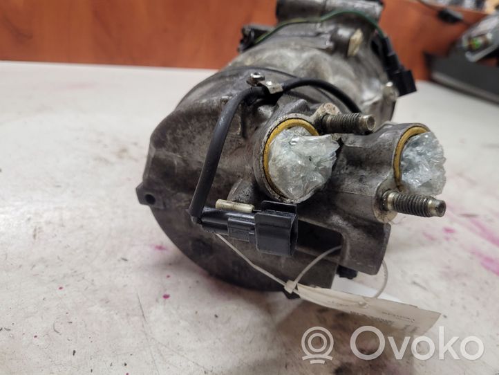 Volvo V40 Ilmastointilaitteen kompressorin pumppu (A/C) 31418495