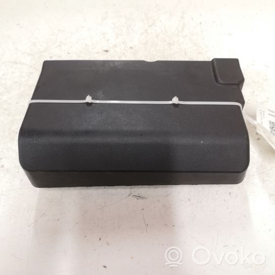 Volvo V40 Dangtis akumuliatoriaus dėžės 31328974