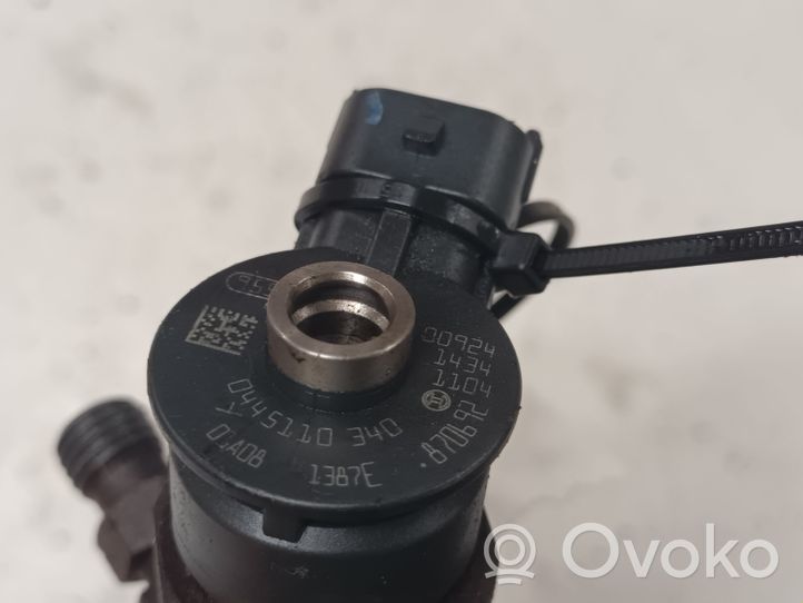 Citroen C4 Cactus Fuel injector 0445110340