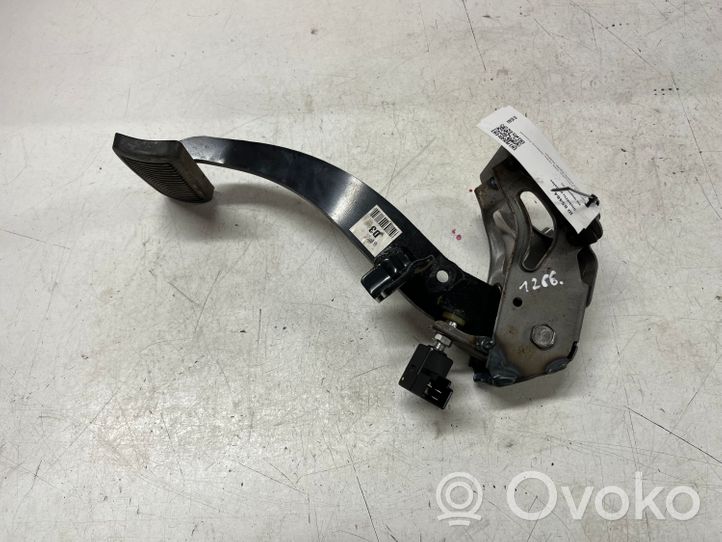 KIA Magentis Pédale de frein 938103K000