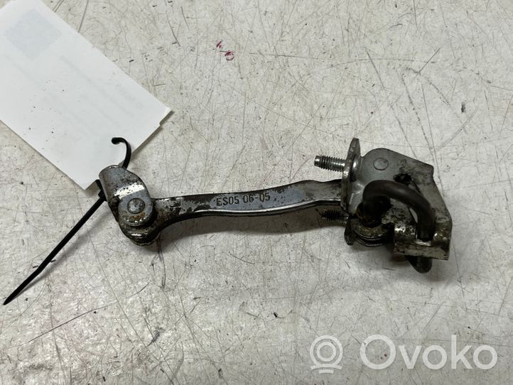 Opel Vectra C Charnière arrêt tirant de porte avant arrière 09229751