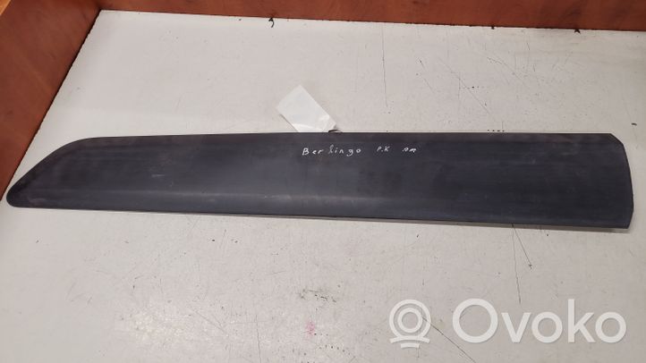 Citroen Berlingo Moulure de porte avant 9682859377