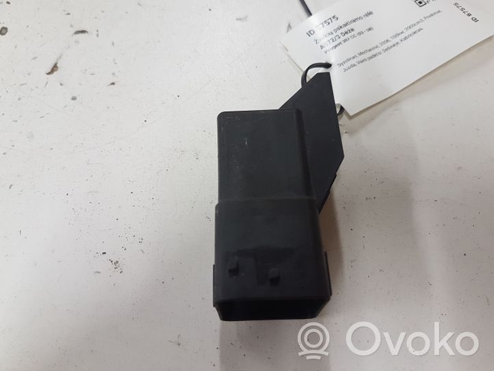 Peugeot 307 CC Glow plug pre-heat relay 51252002