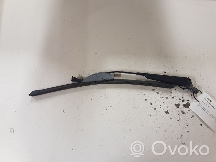 Ford Focus Windshield/front glass wiper blade XS41A17406AA