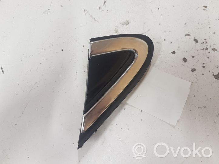 Volvo V40 Rivestimento dell’estremità del parafango 31349229