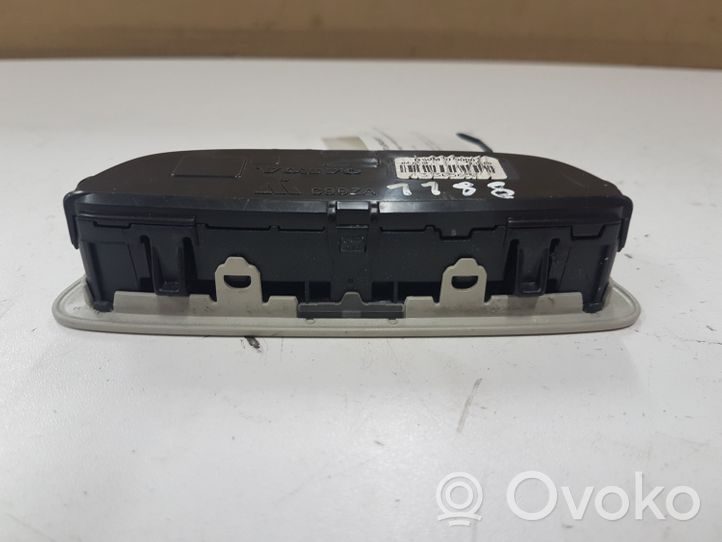 Volvo V40 Luz del asiento delantero 31305650