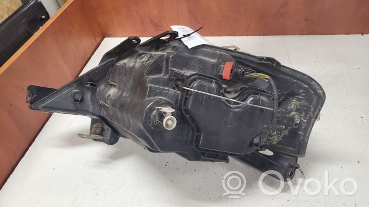 Citroen C3 Lampa przednia 20A023B