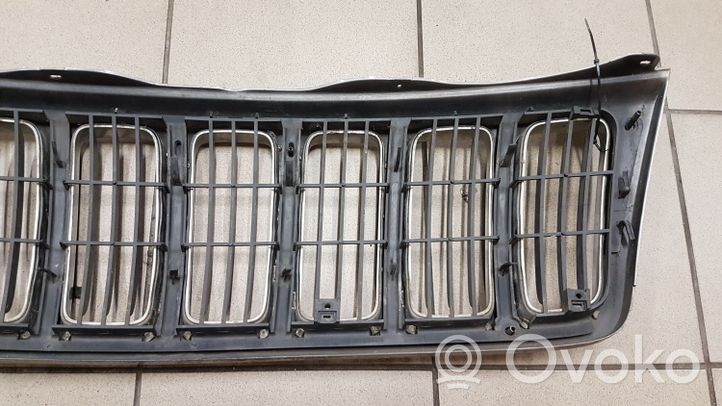 Jeep Grand Cherokee (WJ) Grille de calandre avant 800000002