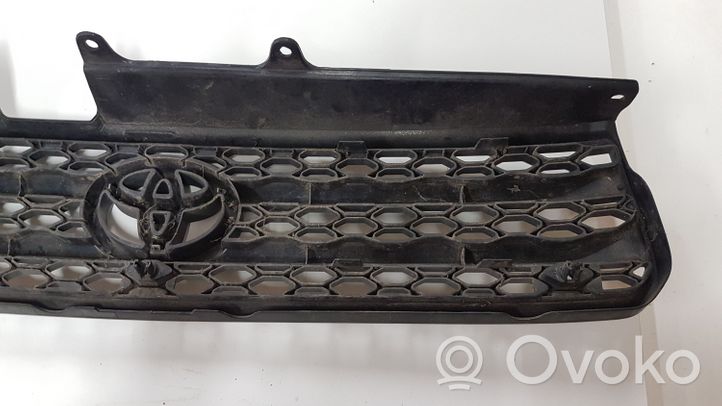 Toyota RAV 4 (XA20) Grille de calandre avant 5311142070