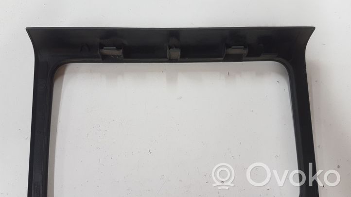 Volkswagen Caddy Console centrale, commande chauffage/clim 2K0858061