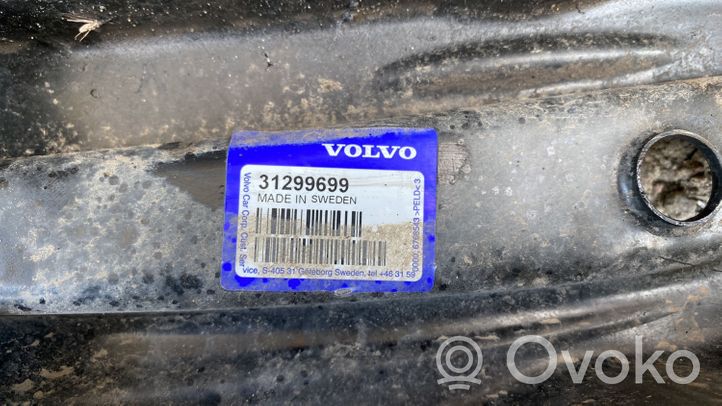 Volvo V40 Renfort de pare-chocs arrière 31299699