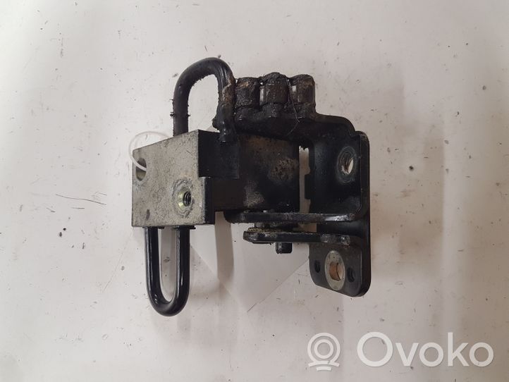 Audi A6 S6 C6 4F Cerniera inferiore della portiera anteriore 8E0831411E