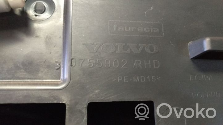 Volvo V60 Daiktadėžės (bordačioko) komplektas 30755902