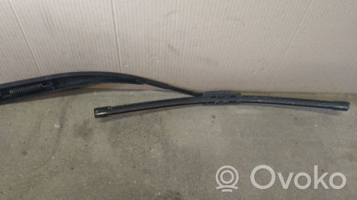 KIA Sorento Windshield/front glass wiper blade 