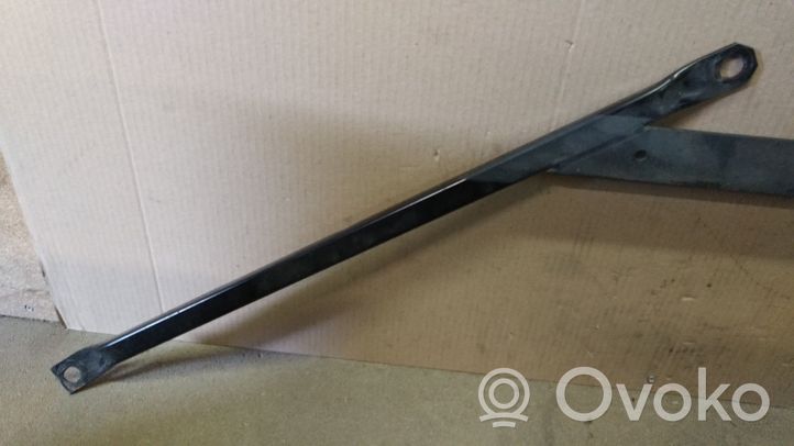 BMW 3 F30 F35 F31 Altra parte del vano motore 731155704