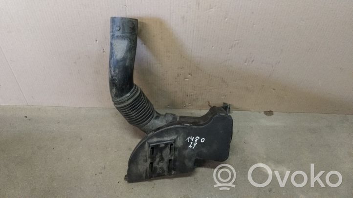 Citroen DS3 Parte del condotto di aspirazione dell'aria 9682647680