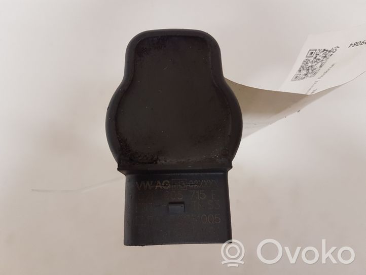 Audi A3 S3 A3 Sportback 8P Bobina di accensione ad alta tensione 07K905715F