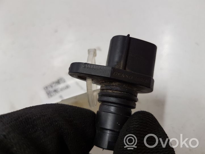 Opel Astra J Czujnik położenia wału korbowego 8973216200