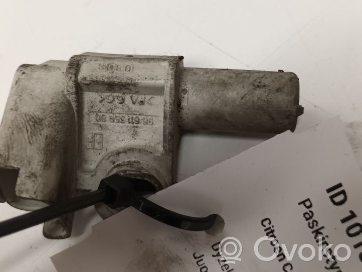 Citroen C4 I Czujnik pozycji wału rozrządu 9661135980