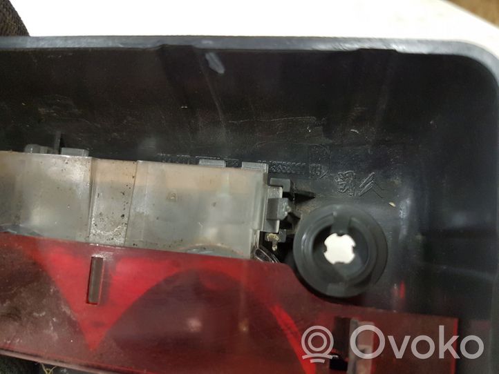 Citroen C2 Third/center stoplight 3CKX13N408AA