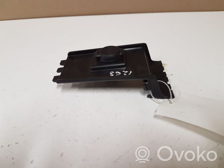 Citroen C5 Connettore plug in AUX 81230116