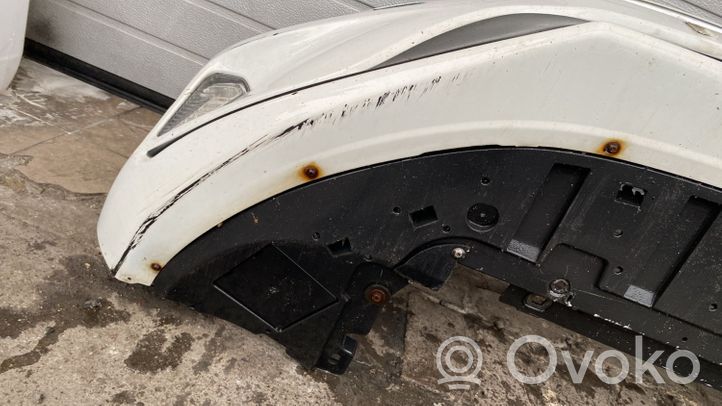 Volvo V40 Front bumper 