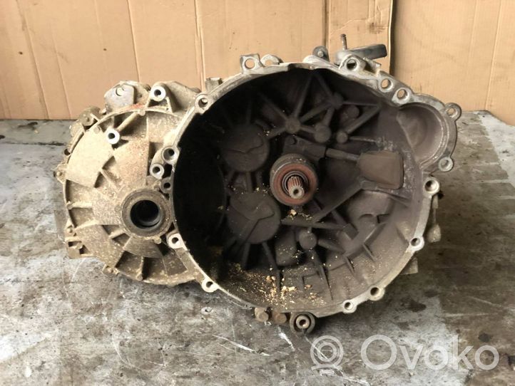 Volvo S40, V40 Mechaninė 5 pavarų dėžė P9482048