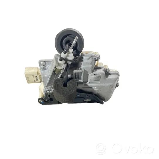 Audi A6 S6 C6 4F Etuoven lukko 4F2837016B